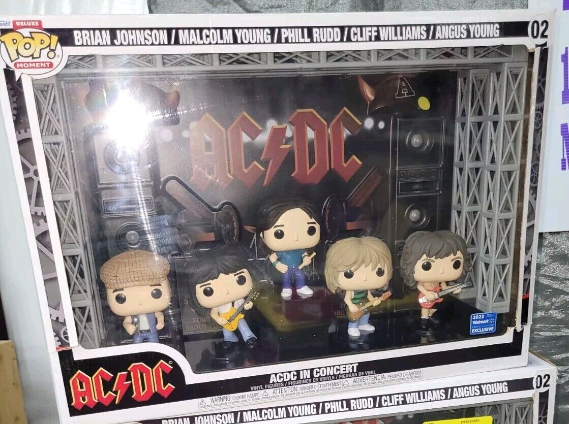 FUNKO POP Moment Deluxe: AC/DC in Concert Vinyl Figures 2022 Limited Edition 