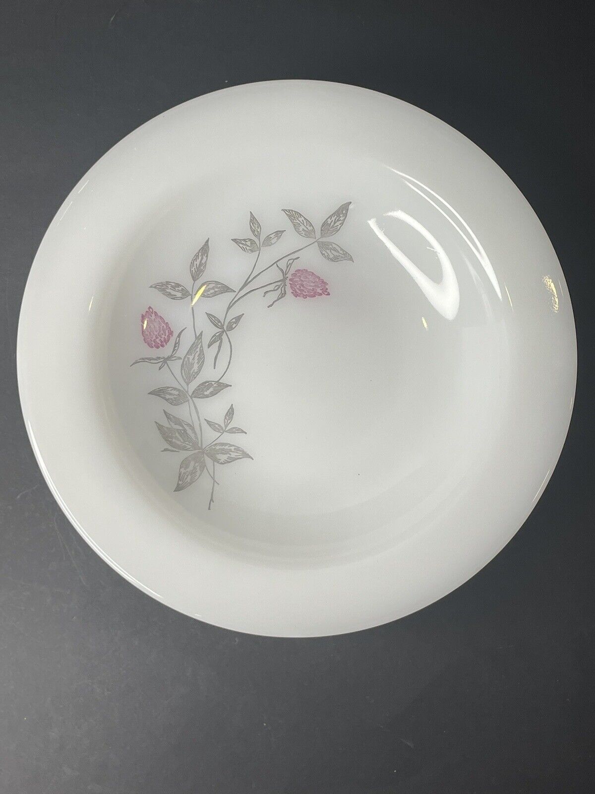 VTG Federal Glass Pink Clover Rimmed Soup Bowls 7 Inch Milk Glass Flower