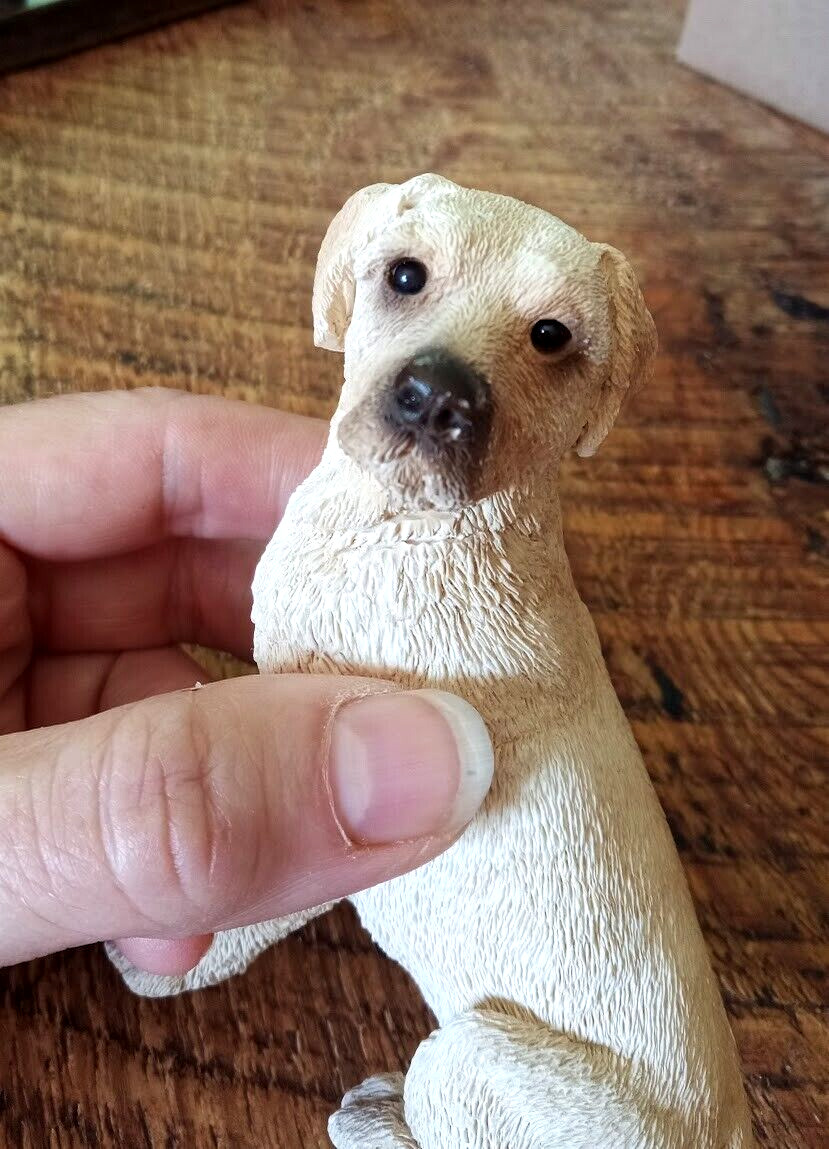Vintage Sandicast Yellow Labrador Retriever Figurine Measures about 5