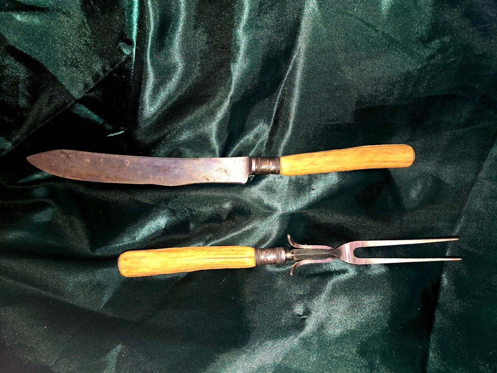Beautiful Vintage Antique Carving Knife & Fork Set