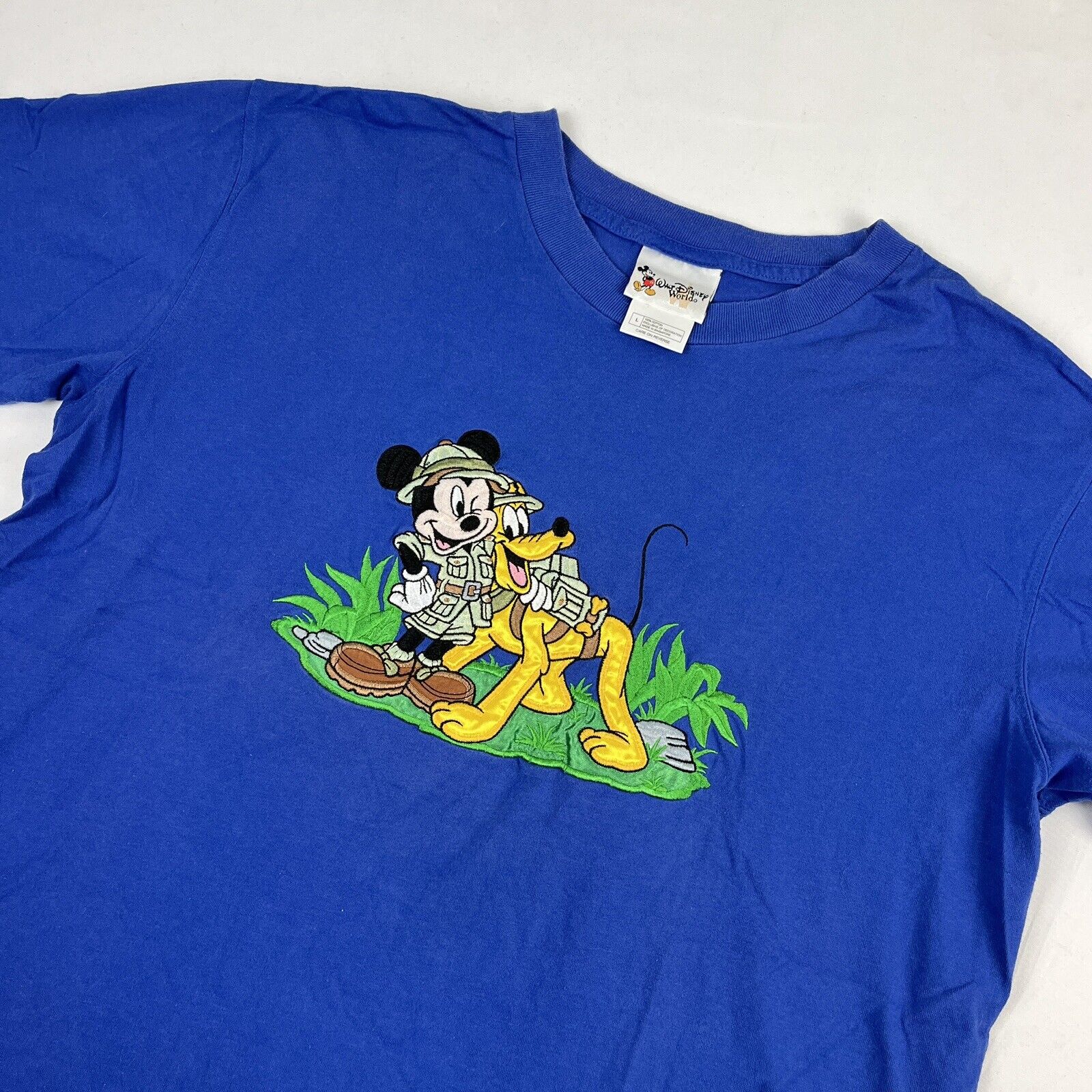 Vintage Walt Disney World Crewneck T-Shirt Blue Embroidered Safari Mickey Large