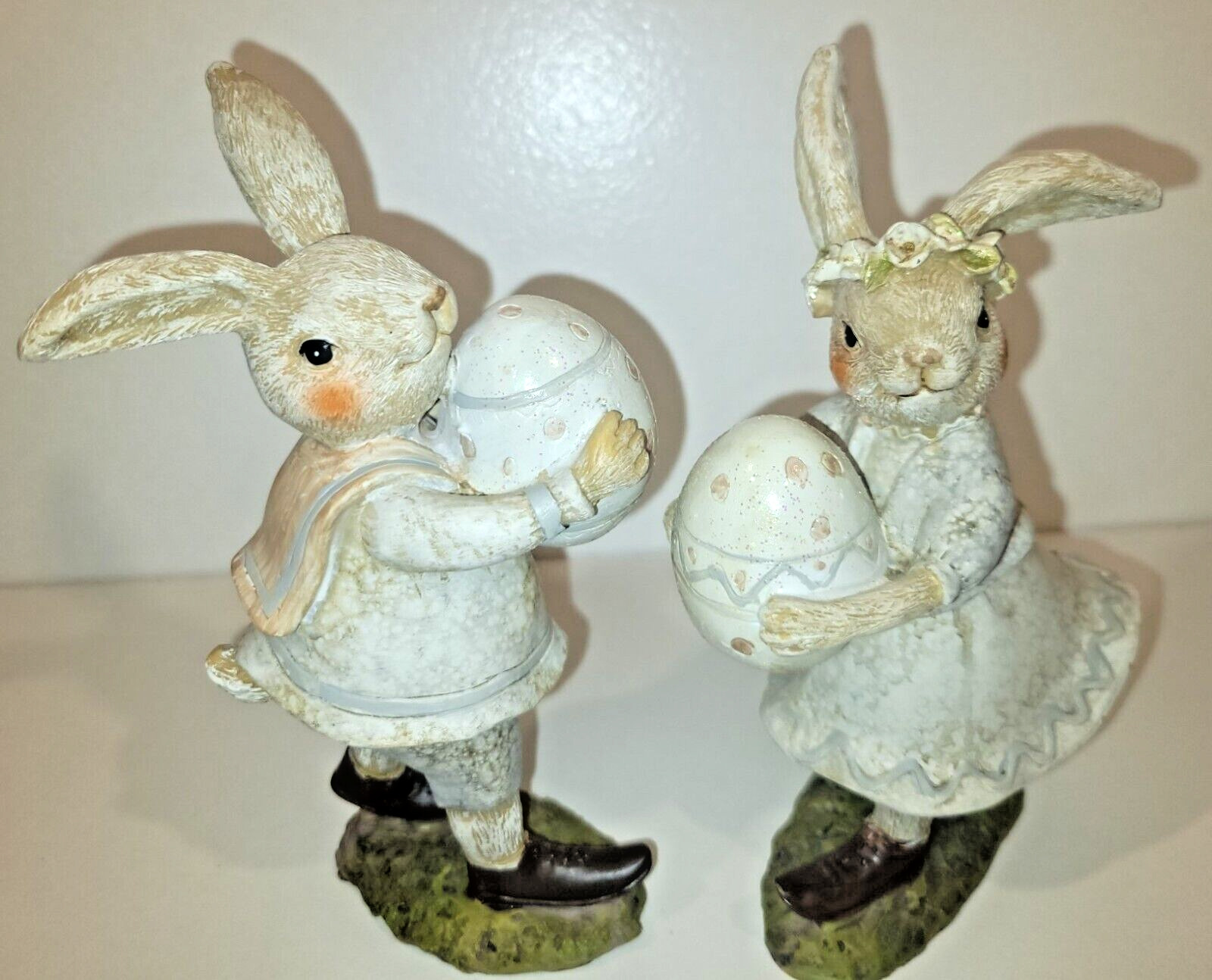 Bunny Rabbits Carrying Easter Eggs Fine Collectables -Set of 2 Figurines Vintage