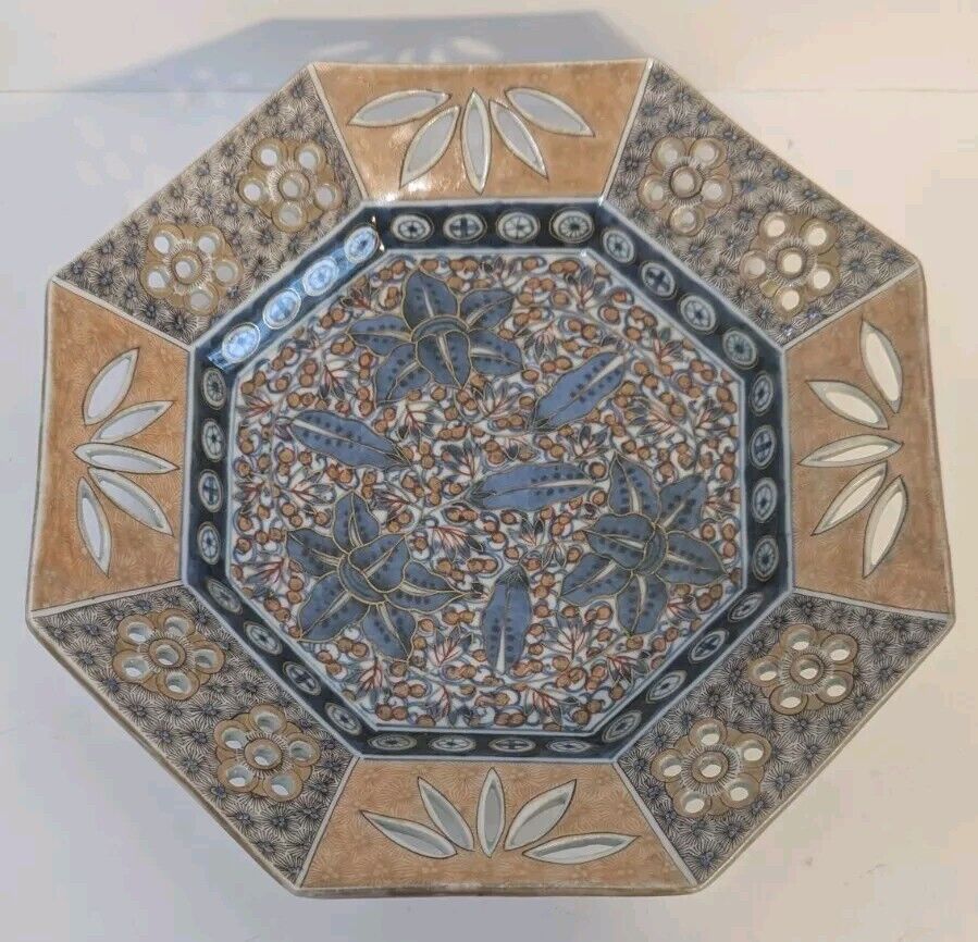 Late Edo Period Octagonal Imari Platter