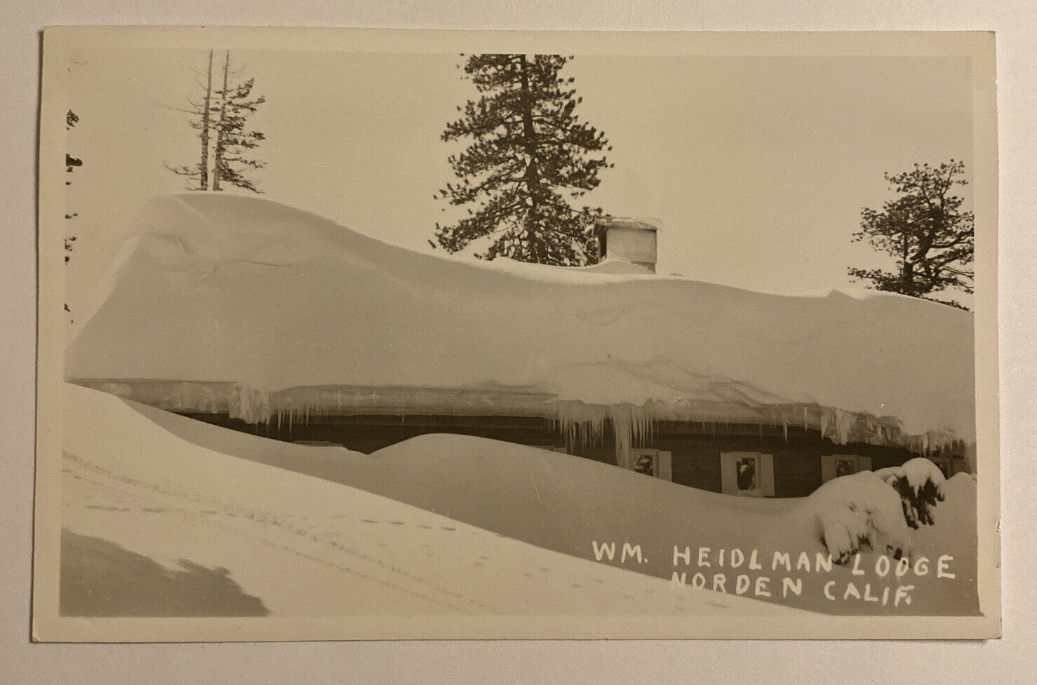 Vintage Postcard RPPC Snowy Heidlman Lodge,  Norden, CA