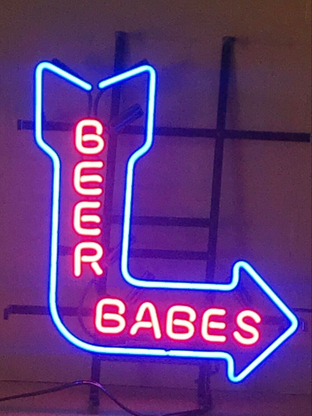 Beer Babes Arrow Neon Light Sign 17\