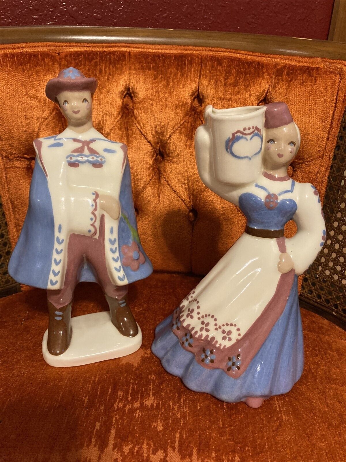 c1950 cute matching figurine pair, Yona Lippen ceramics, California Pottery