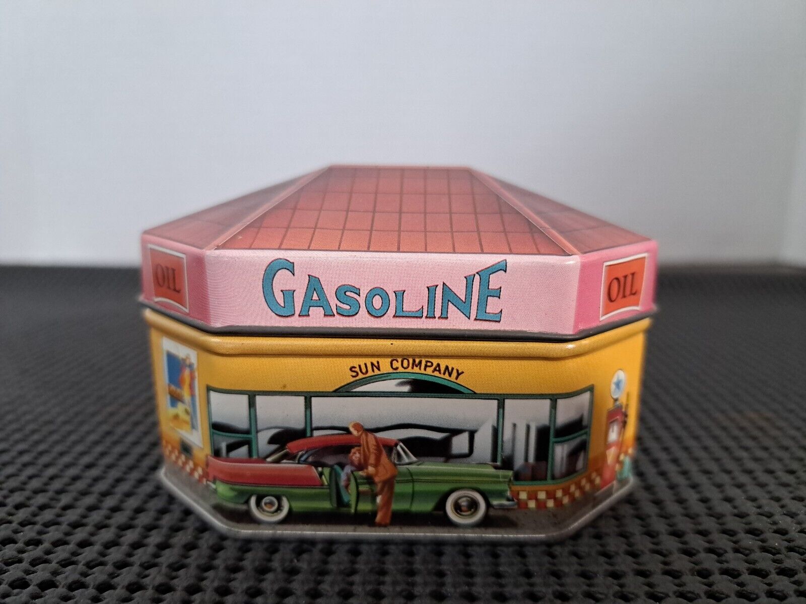 Vintage Ian Logan Tin Gasoline Oil Sun Company