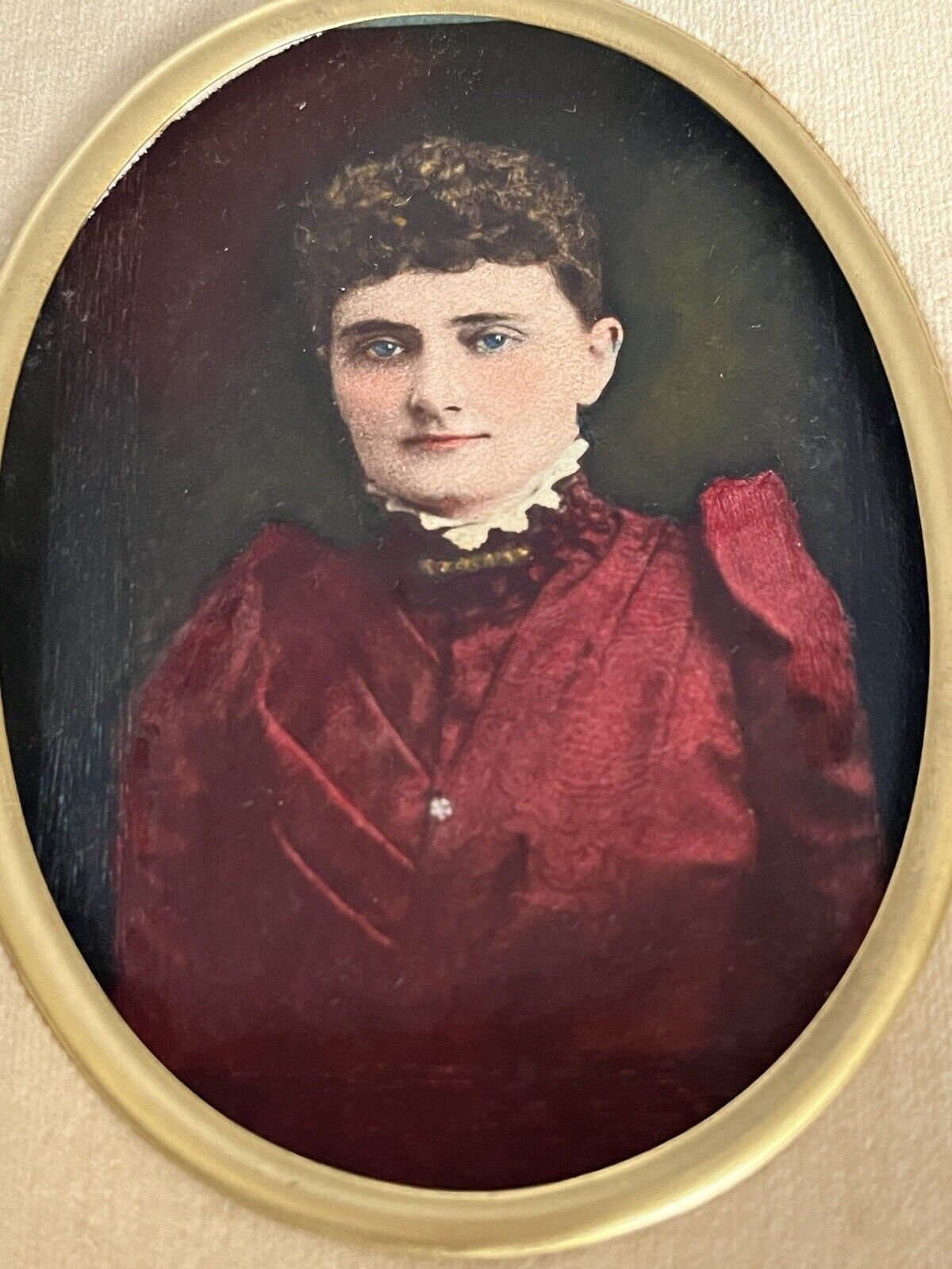 Antique Victorian Wood Framed Photo Of A Woman
