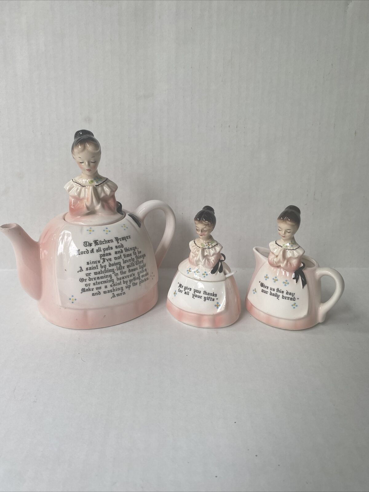 Vtg Enesco Prayer Lady Pink Teapot Sugar Bowl Creamer Pot Kitchen Prayer Pink