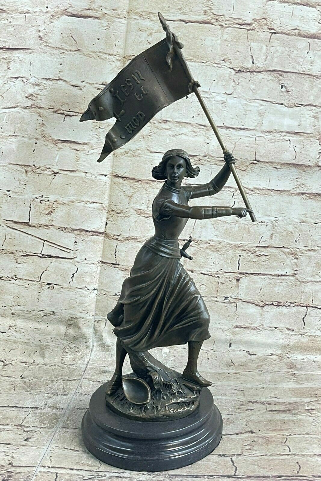 Saint Joan of Arc Figurine w/ Flag Sculpture Statue 100% Pure Bronze Sculpture