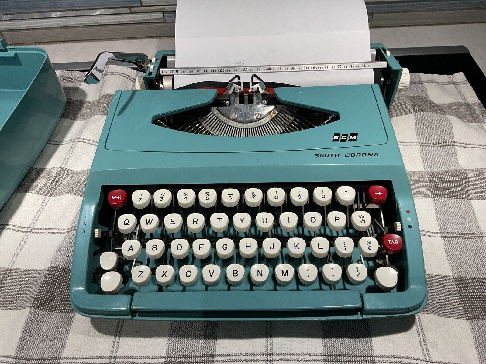 Vintage Smith-Corona SCM Corsair Blue Aqua Portable Typewriter WORKS