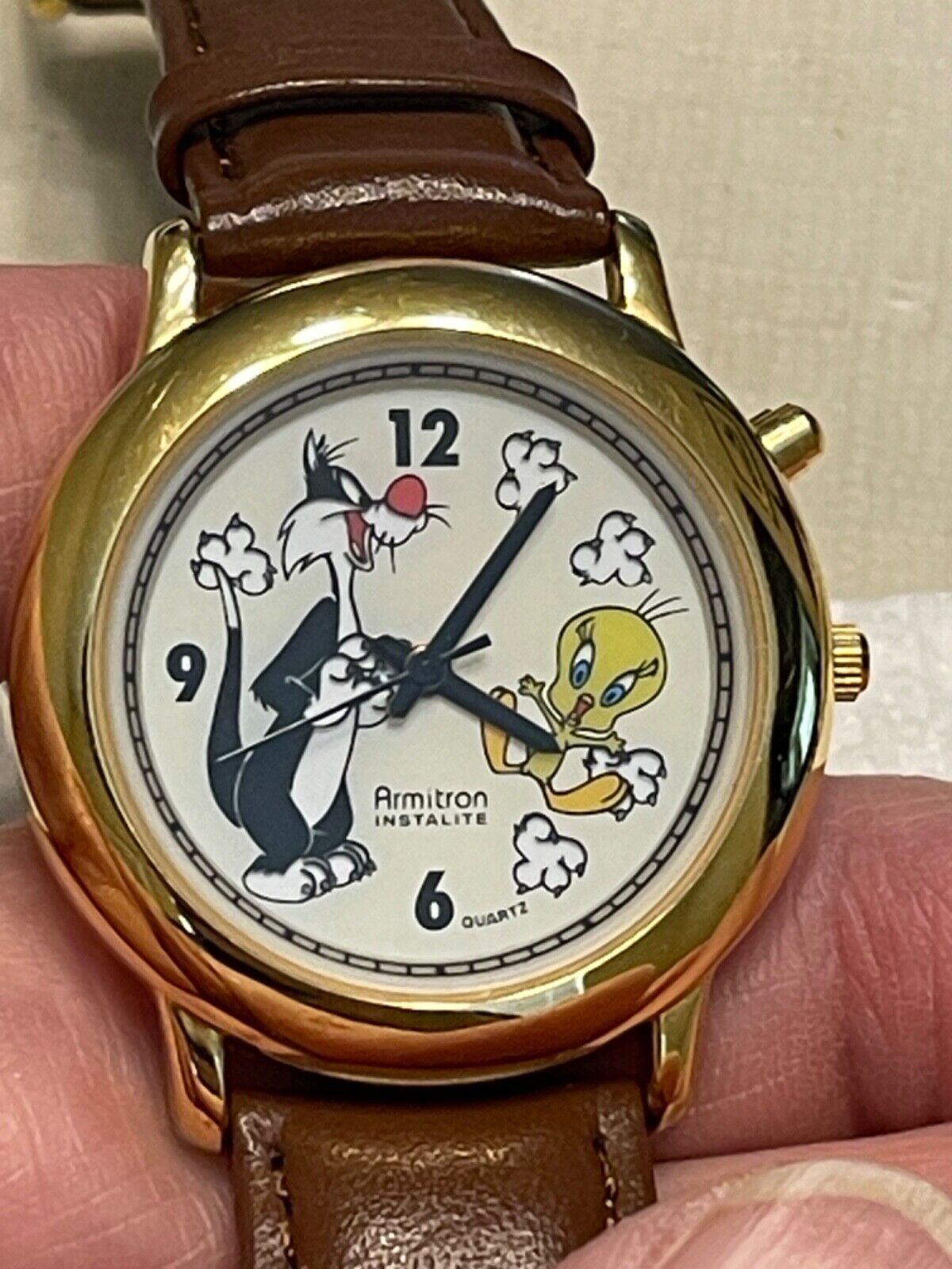 VINTAGE 1995 ARMITRON INSTALITE  LOONEY TUNES WATCH WITH ORIGINAL BOX & PAPERS