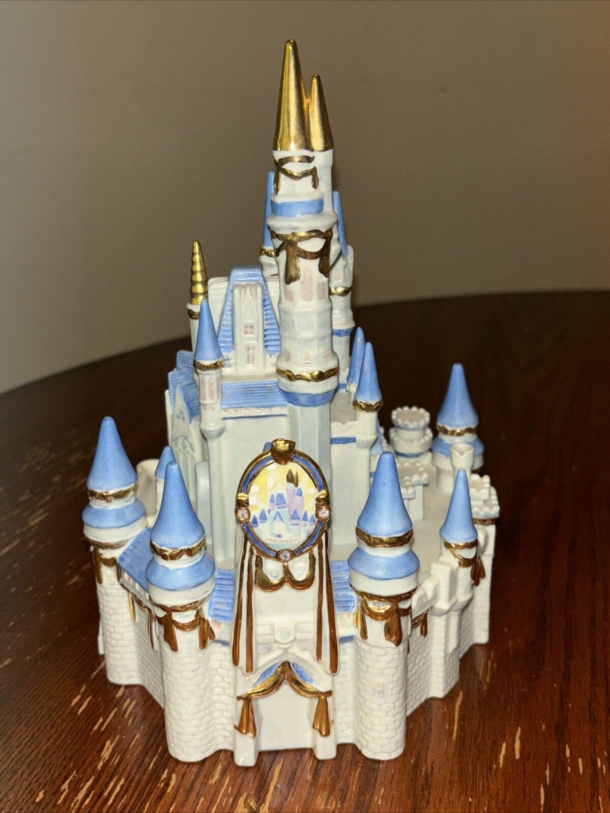 Limited Edition Lenox Exclusive Cinderella Castle 443/1000