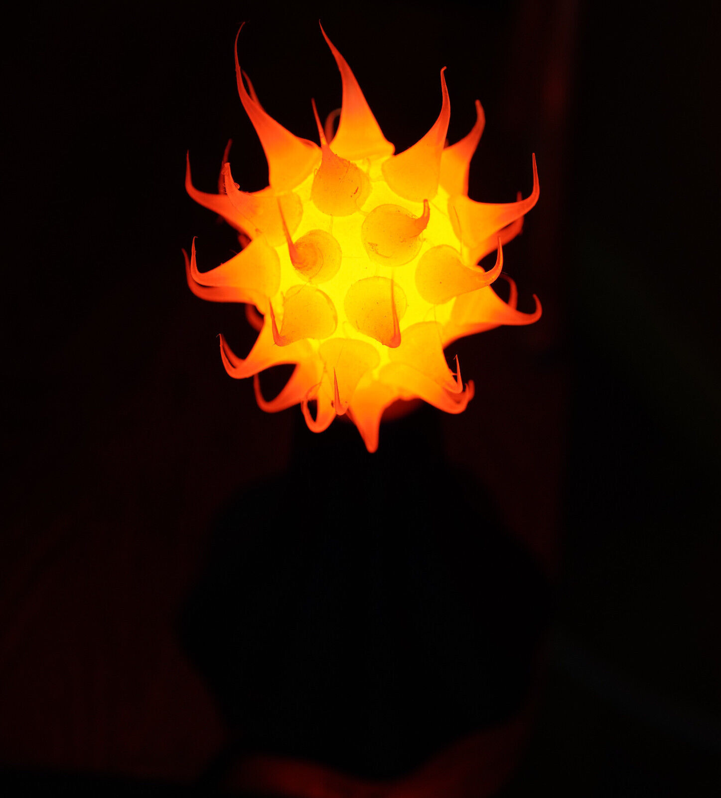 Retro Spike Lightbulb Volcano LAMP Sculpted Silicone ART BULBS Sunbeam Lava