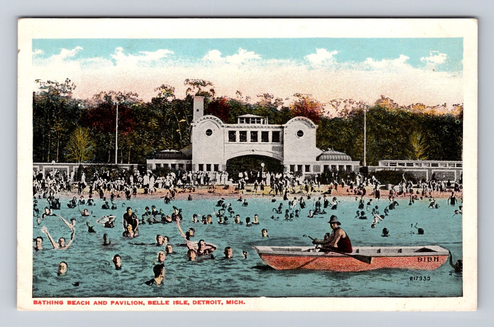 Detroit MI- Michigan, Bathing Beach And Pavilion, Belle Isle, Vintage Postcard