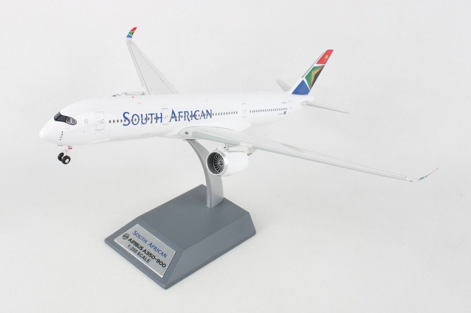 Inflight IF359SAA05 South African Airways A350-900 ZS-SDF Diecast 1/200 Model