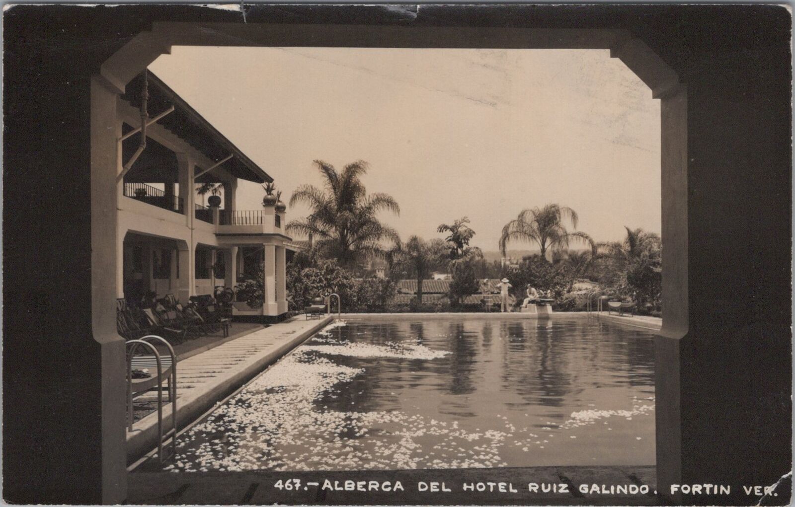 RPPC Postcard Alberca del Hotel Ruiz Galindo Fortin Veracruz Mexico 