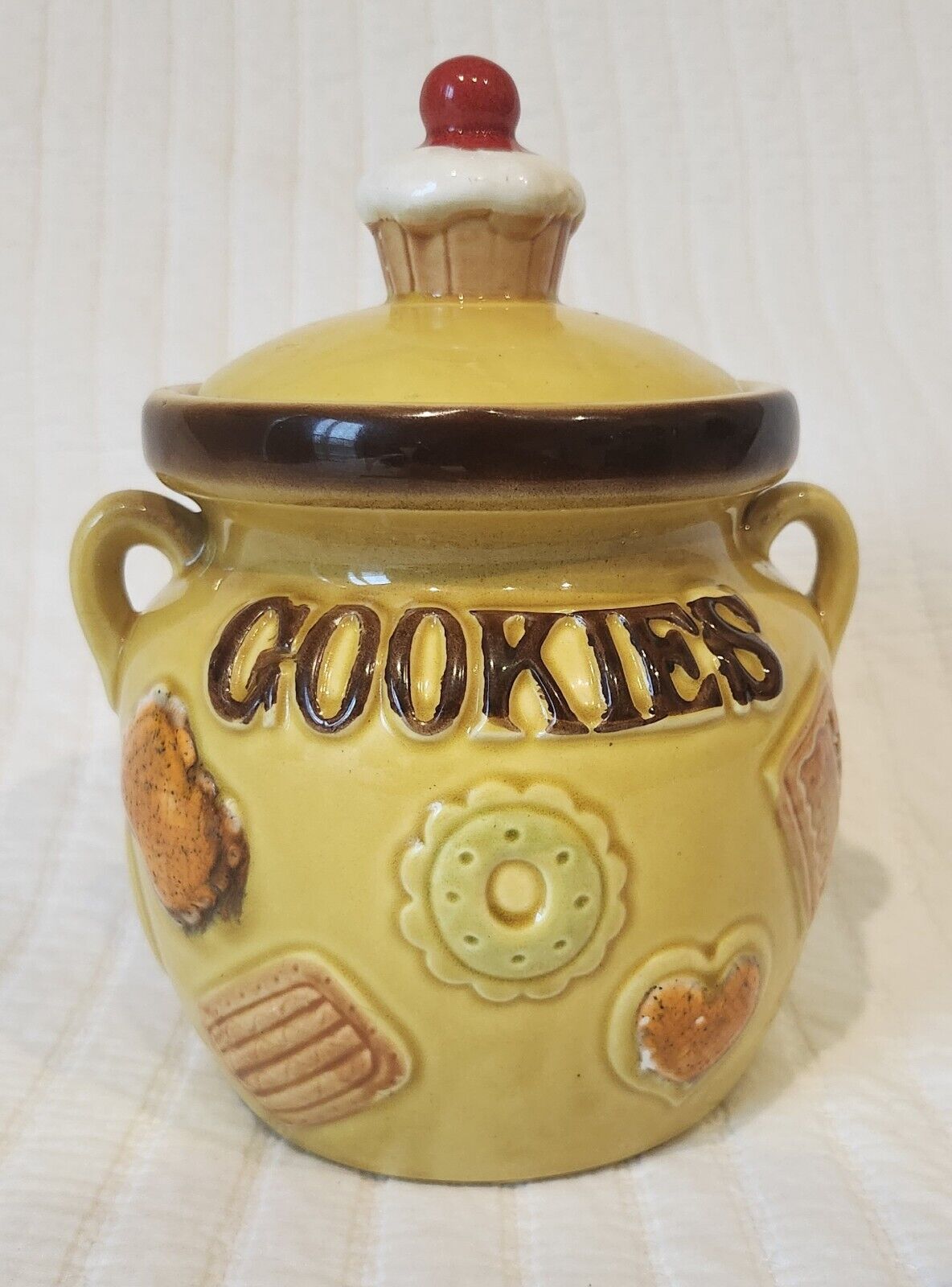 Vintage 1960s Japan “Cookies All Over” Cookie Jar - Cupcake Lid - Handpainted 9