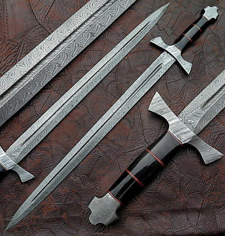 Custom Handmade New style Hand forged Damascus Steel Splendid Sword