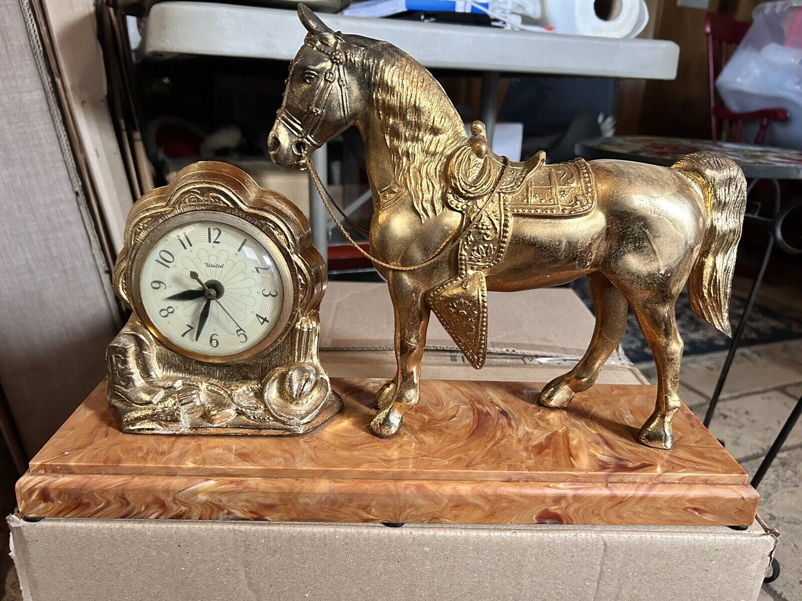 Vintage 1950's Horse Mantel Clock United Clock Corp Model #315 READ