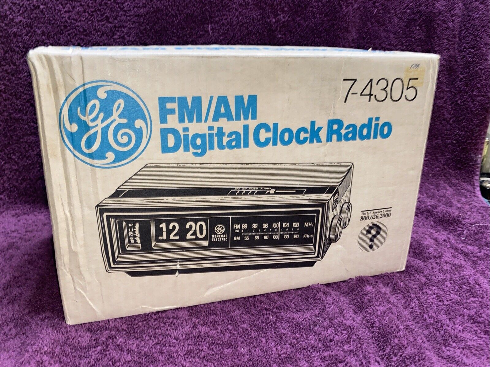Vintage 1984 General Electric Flip Clock Radio Alarm Clock 7-4305 UNOPENED NEW