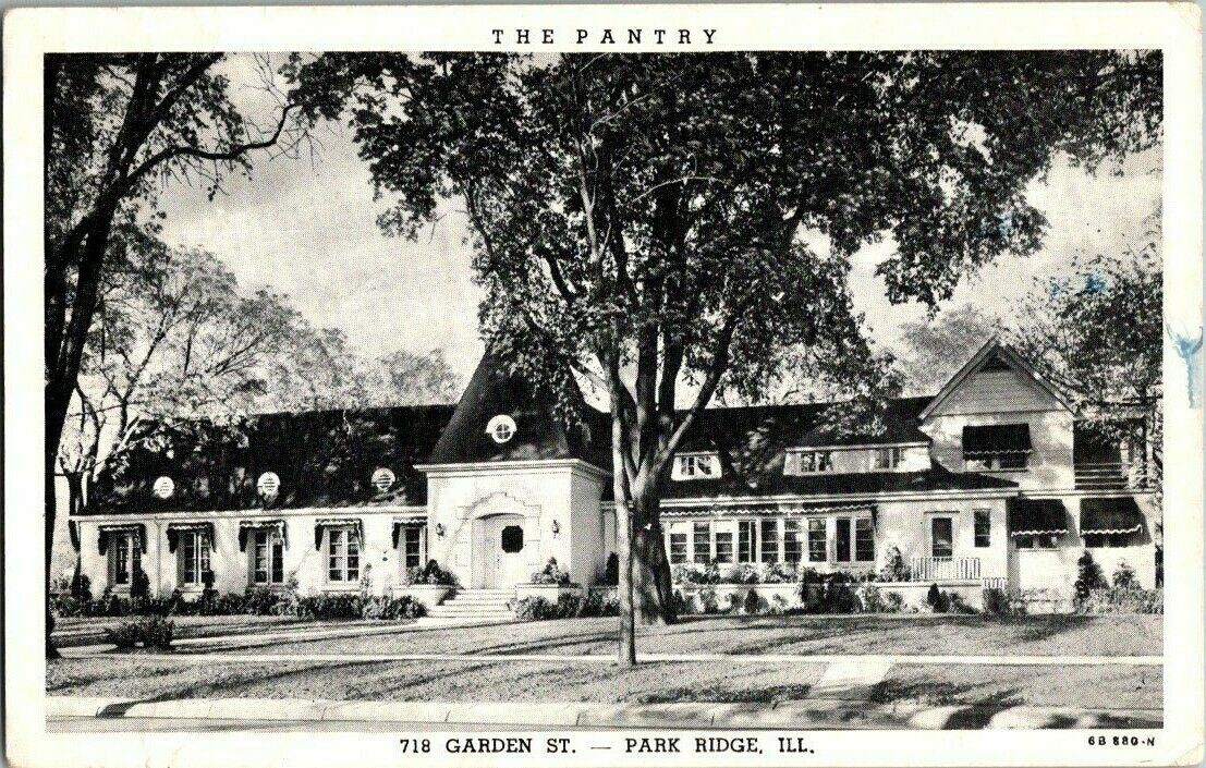 1930\'S. PARK RIDGE, ILL. THE PANTRY RESTAURANT ON GARDEN STREET POSTCARD.
