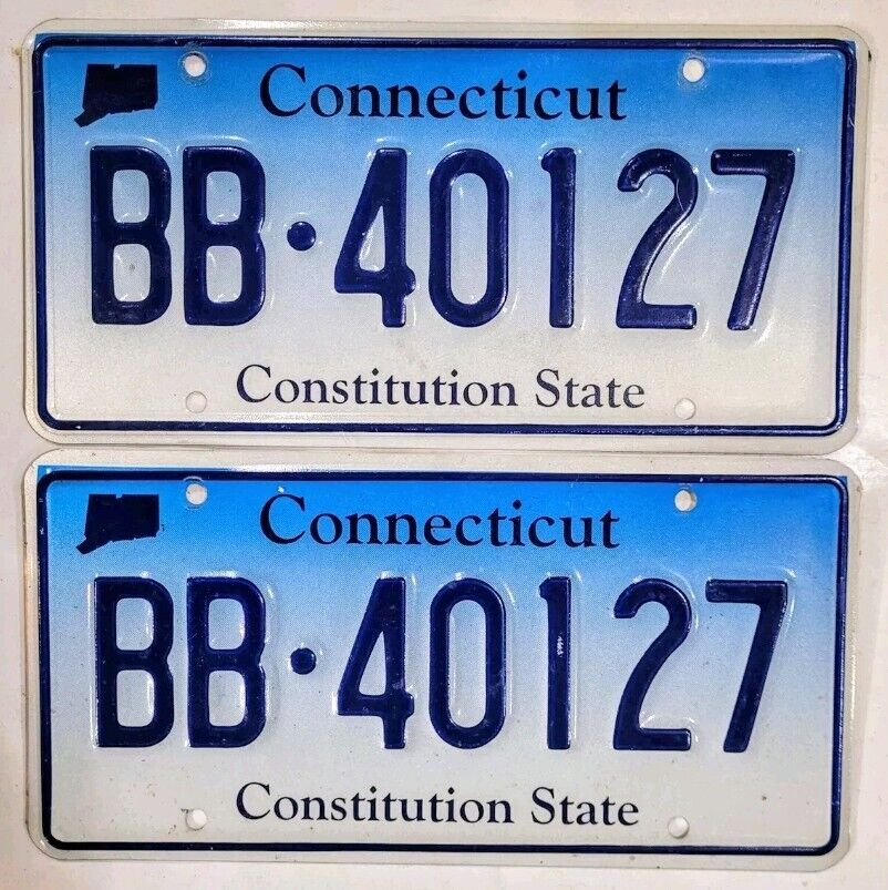 CONNECTICUT LICENSE PLATE PAIR 🔥FREE SHIPPING🔥 1 ~ RANDOM MATCHING SET