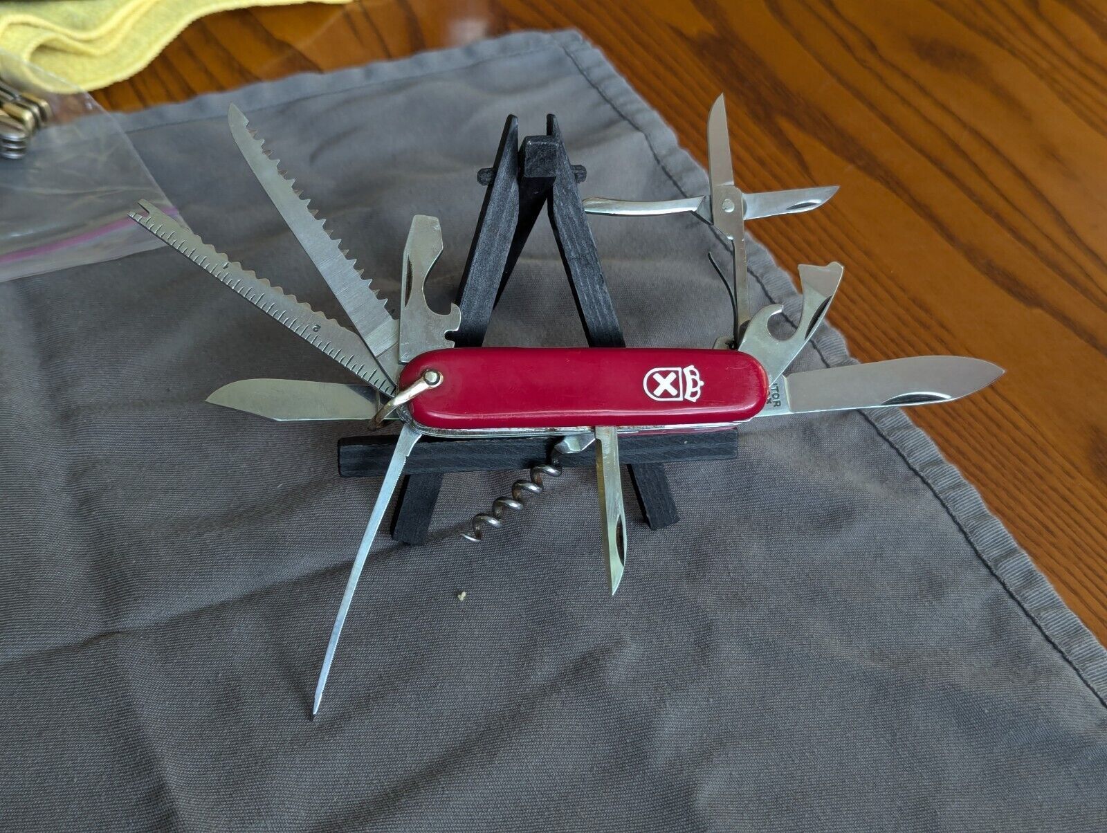 AITOR Inox Spain Red 10-Tool Pocket Knife Multi-Tool RARE VINTAGE Stainless 3.5\