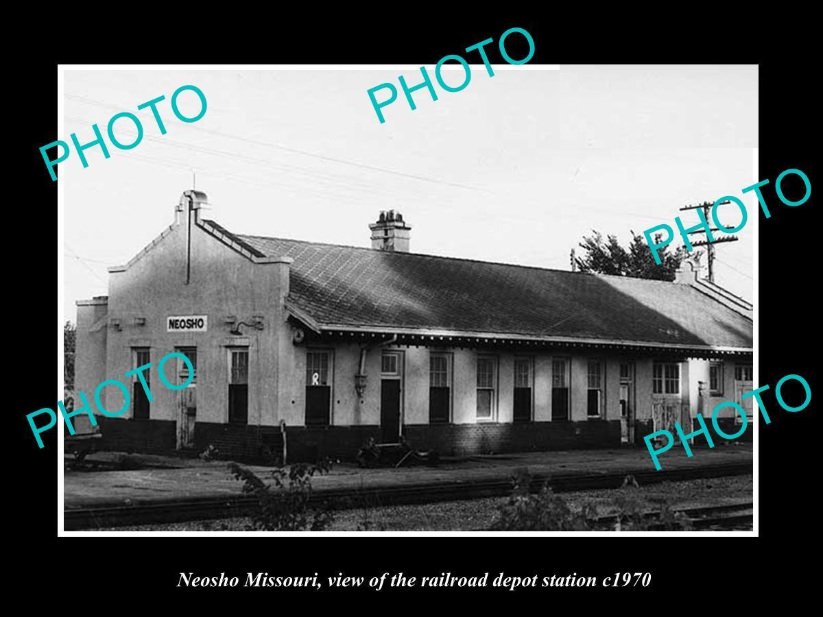 OLD LARGE HISTORIC PHOTO OF NEOSHO MISSOURI THE RAILROAD DEPOT STATION 1970