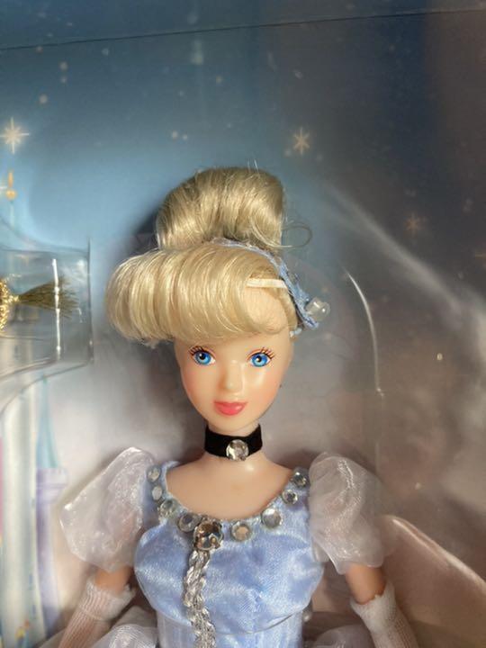 Sekiguchi Disney Fantasy Doll Collection Cinderella