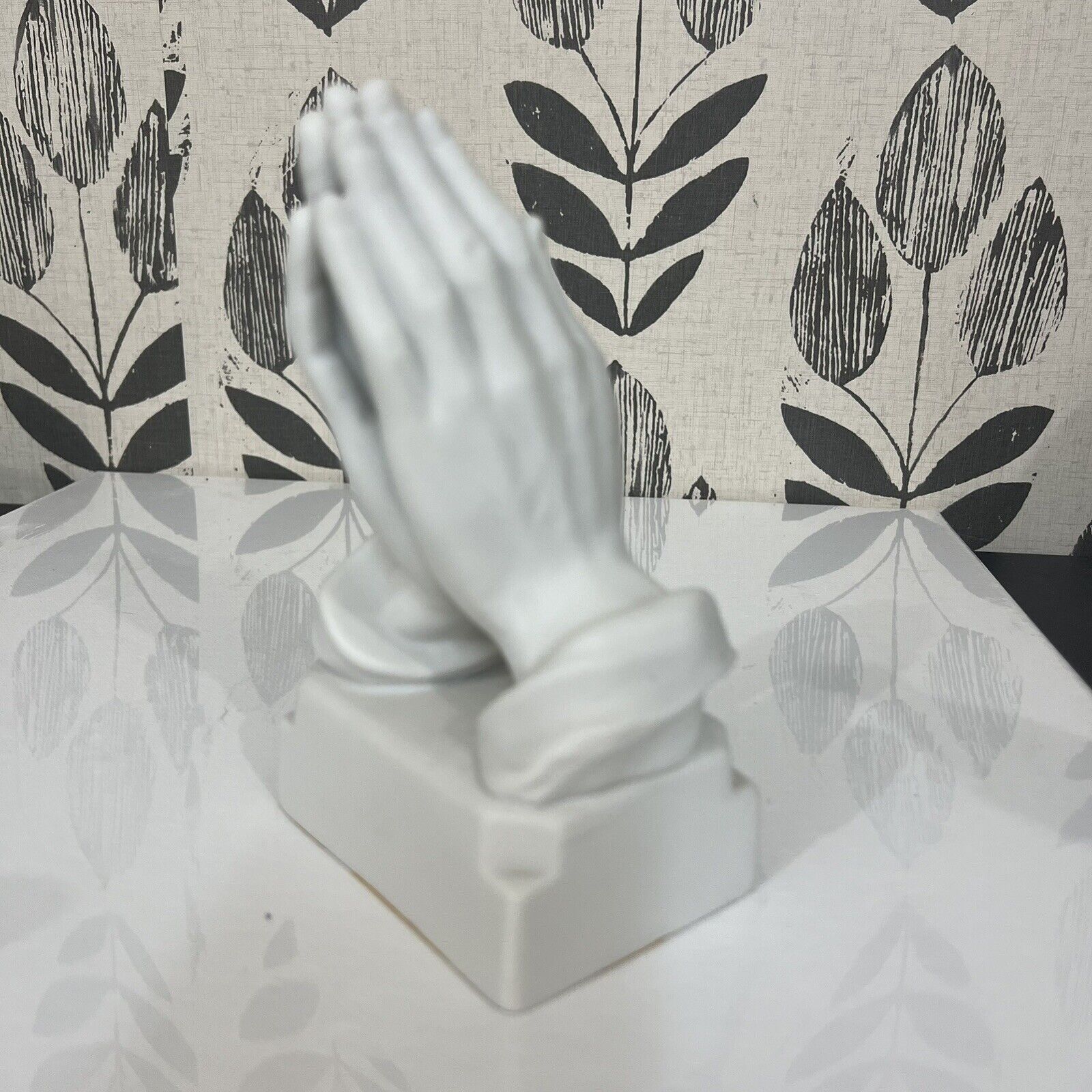 Vintage Praying Hands Lamp - Vintage Sculpture of Praying Hands
