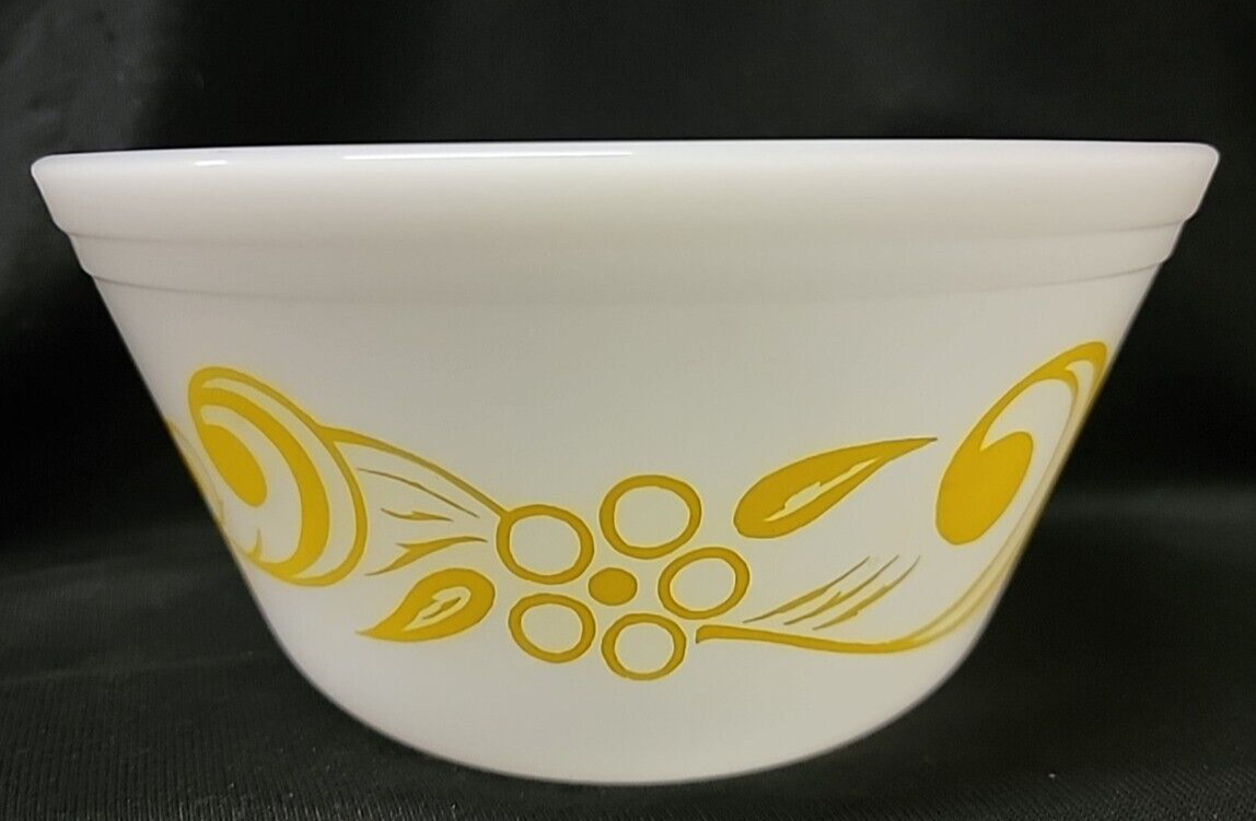 Vtg Federal Glass Milk Glass Oven Ware Nesting Mixing Bowl Yellow Flowers 8”