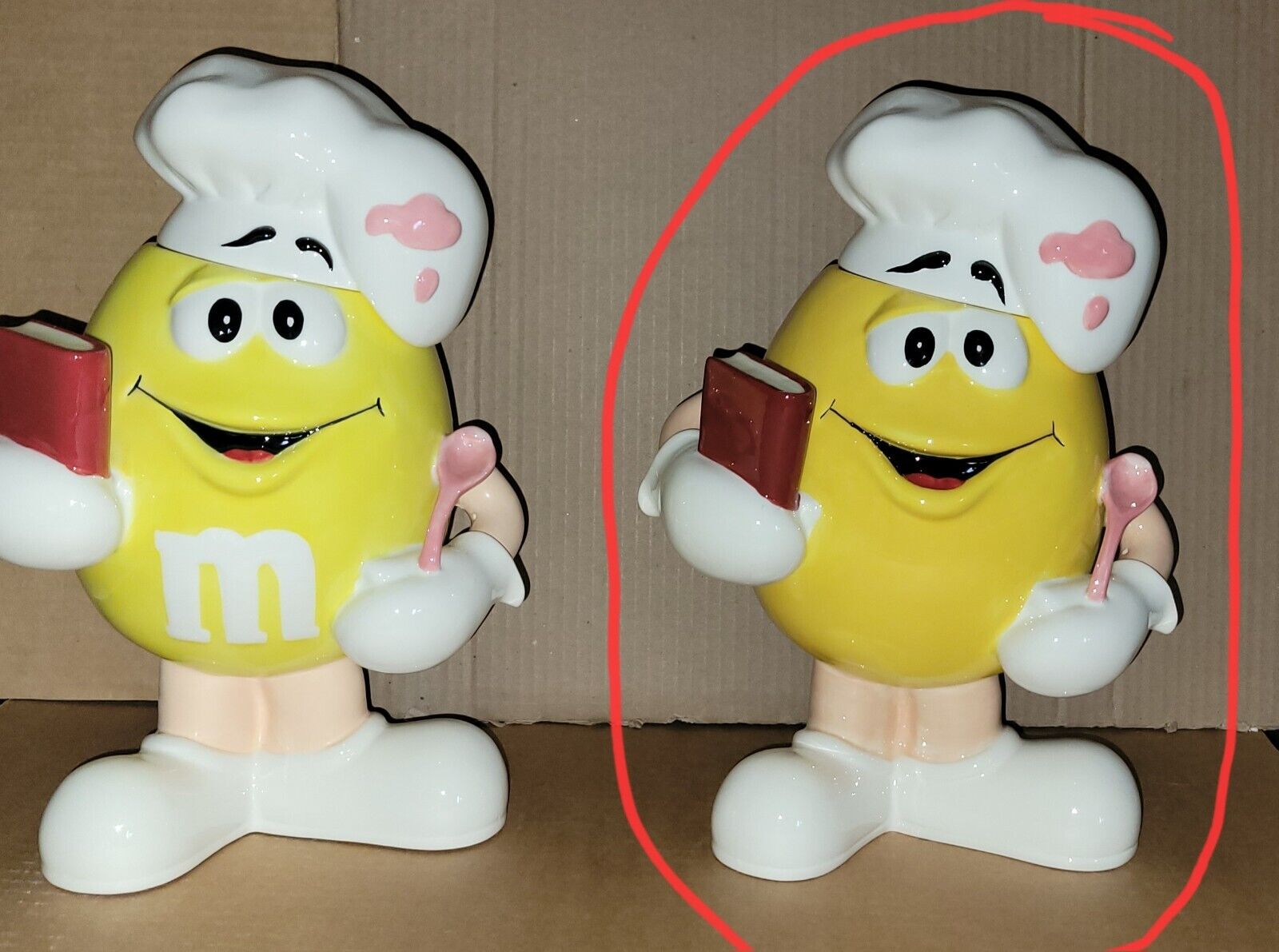 EXTREMELY RARE 2005 M&M CANDY CHEF  COOKIE JAR WITH MISPRINT 