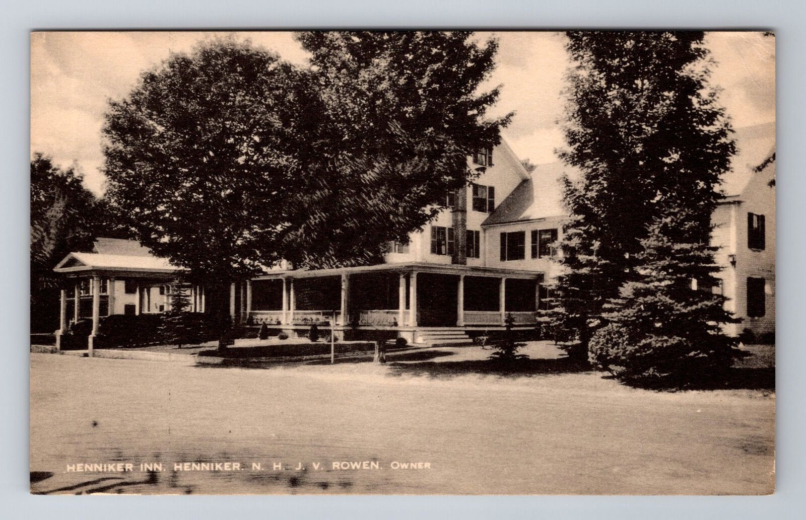 Henniker NH-New Hampshire, Henniker Inn, Advertising, Vintage Souvenir Postcard