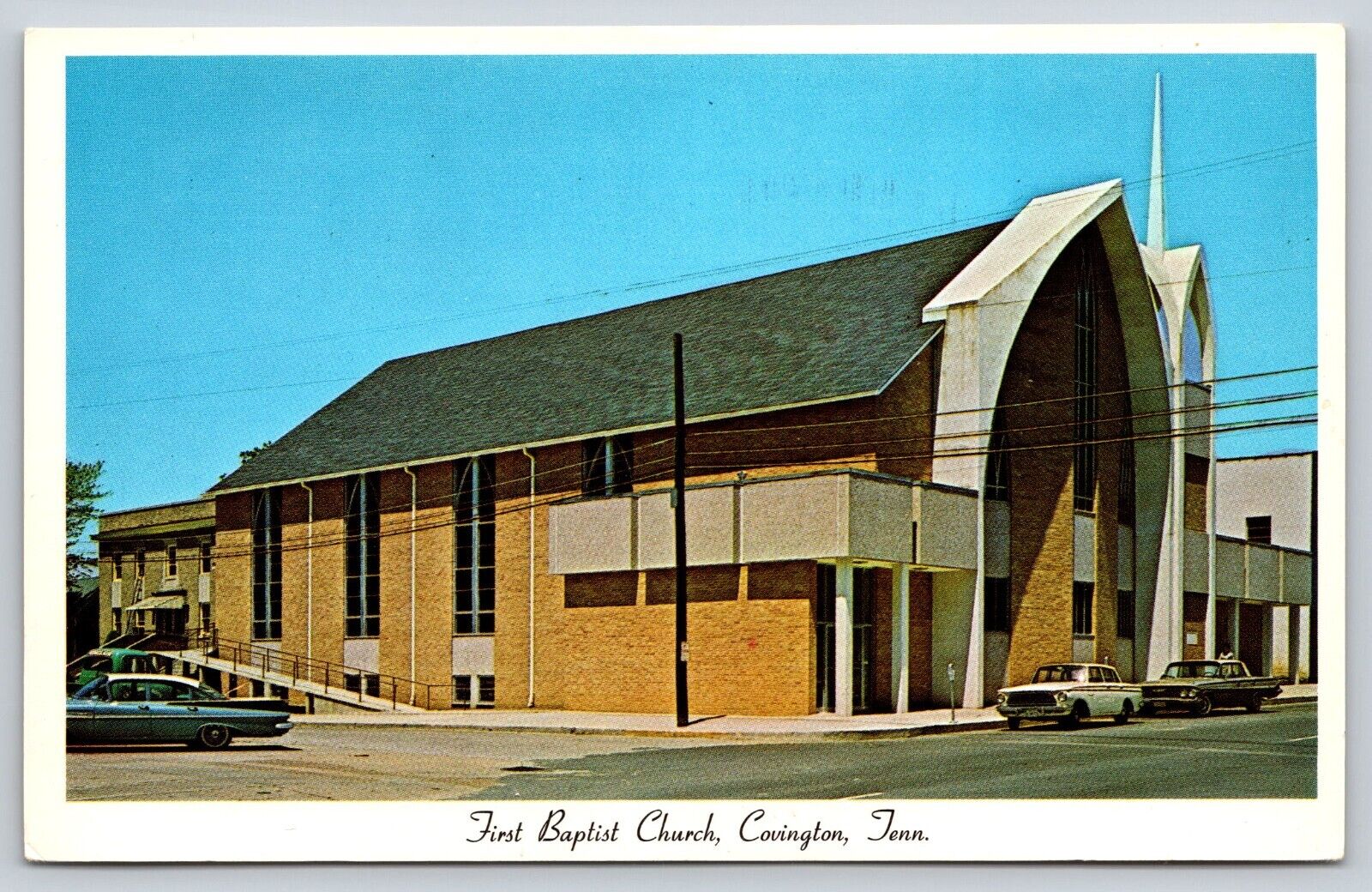 Postcard First Baptist Church Covington Tennessee   [ge]