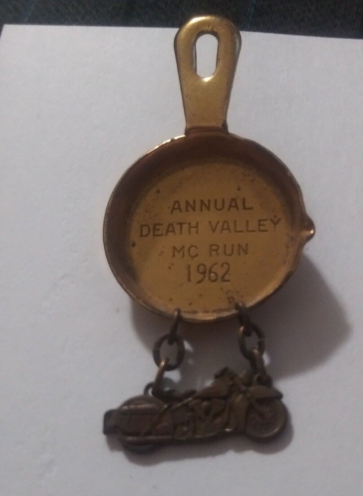 Vintage 1962 AMA Annual Death Valley Motorcycle Run Frying Pan  Pin w/Harley
