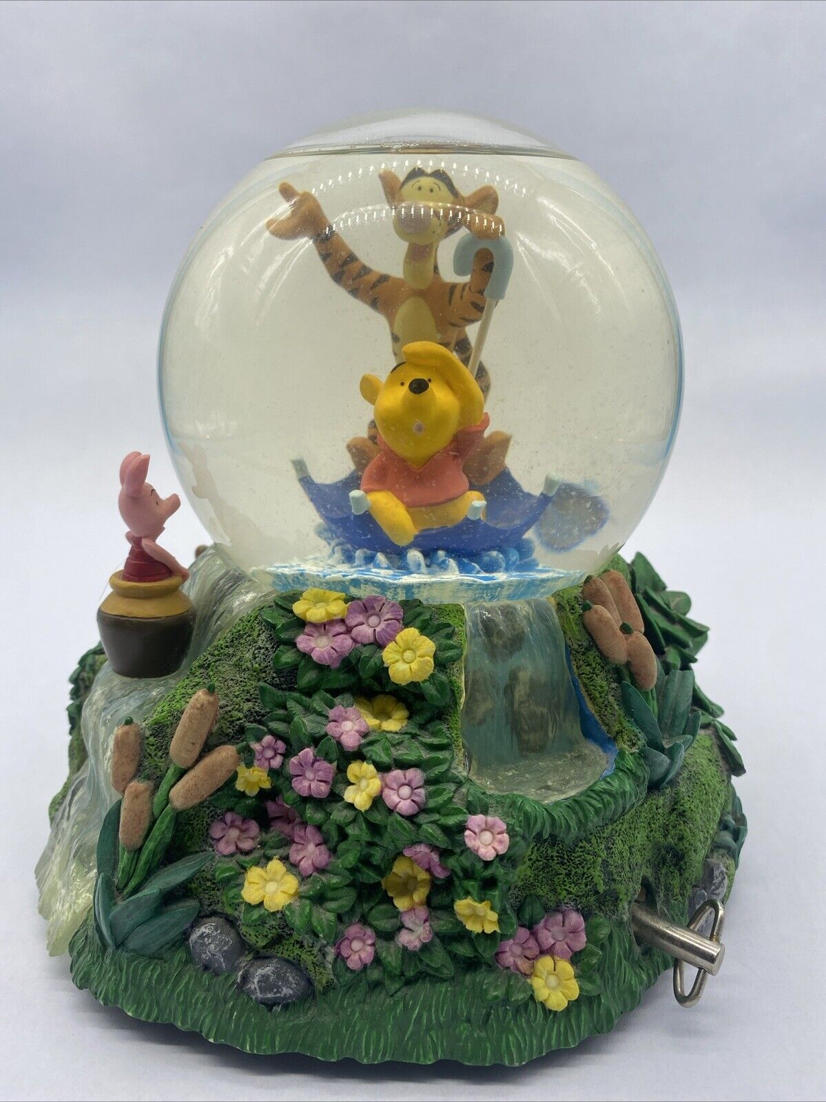 Disney Winnie The Pooh & Tigger Musical Rotating Snow Globe “The Rain Came Down”