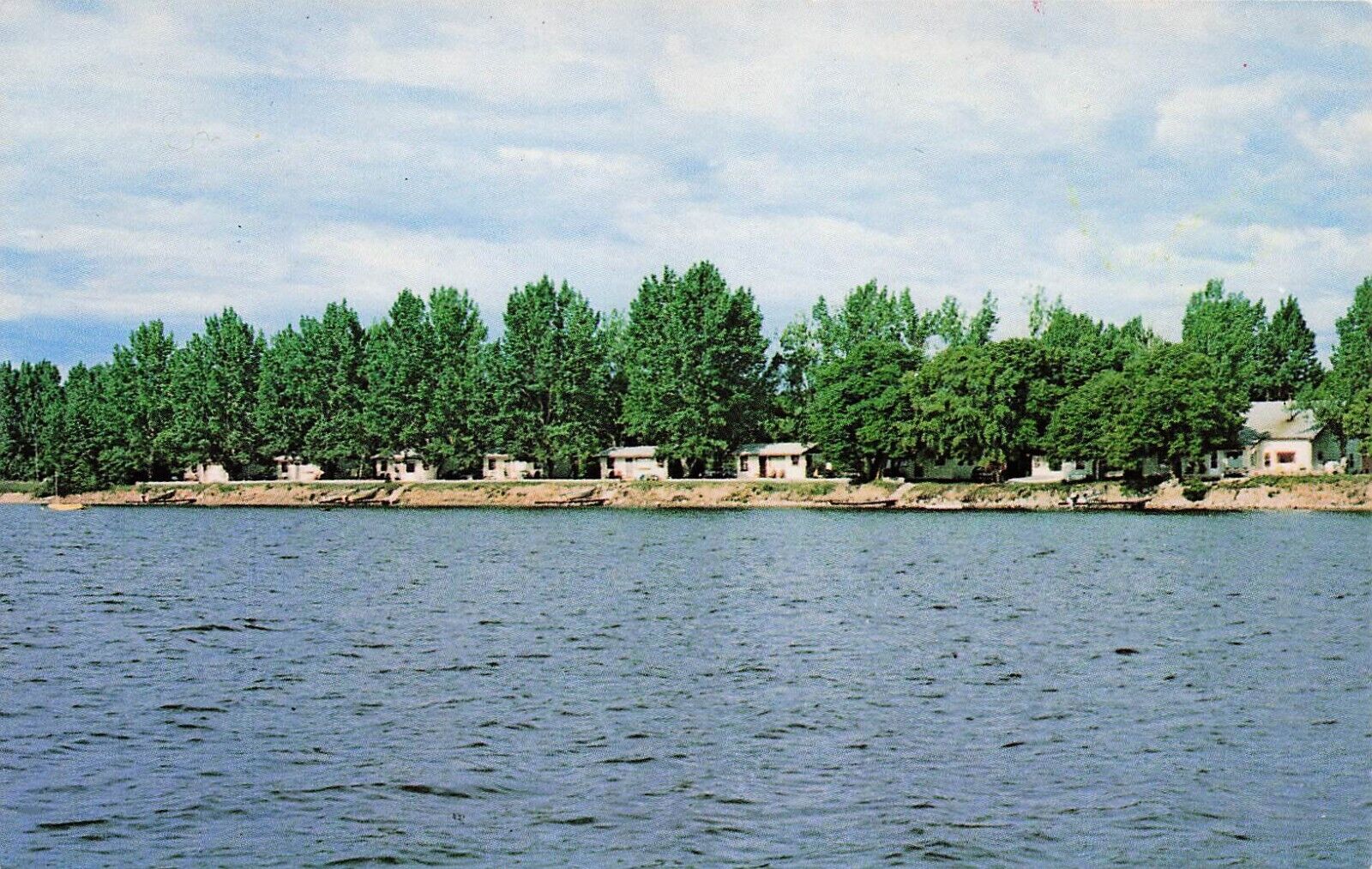 Battle Lake MN Minnesota Stoller's Nifty Nook Resort Cabins Vtg Postcard E30