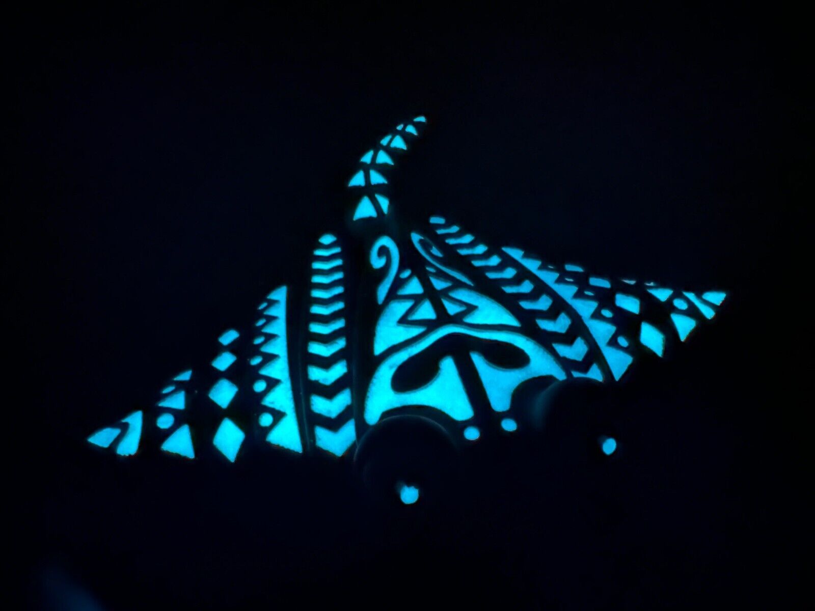 3D Printed Articulating Decorative Manta Ray Figurine/Fidget Glow In the Dark