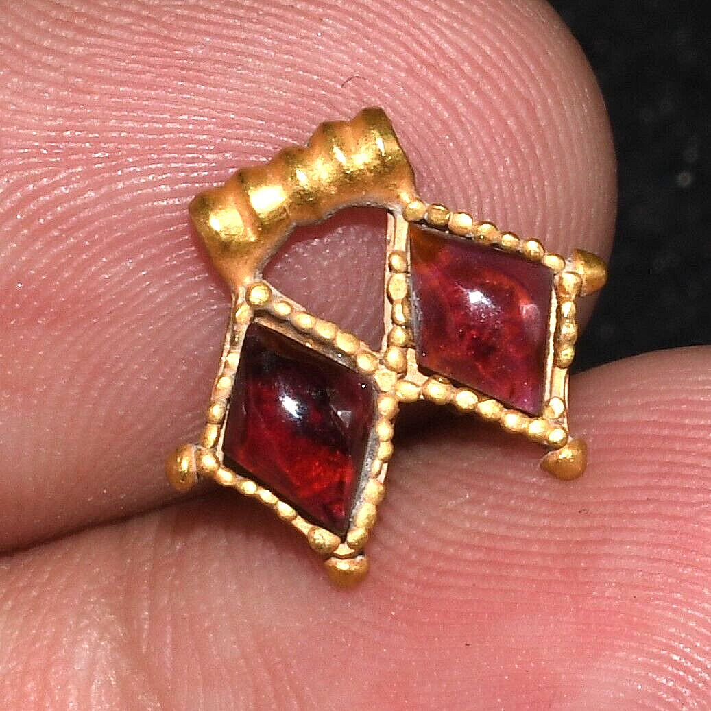 Genuine Ancient Greek Solid Gold Pendant with Garnet Inlay in Perfect Condition