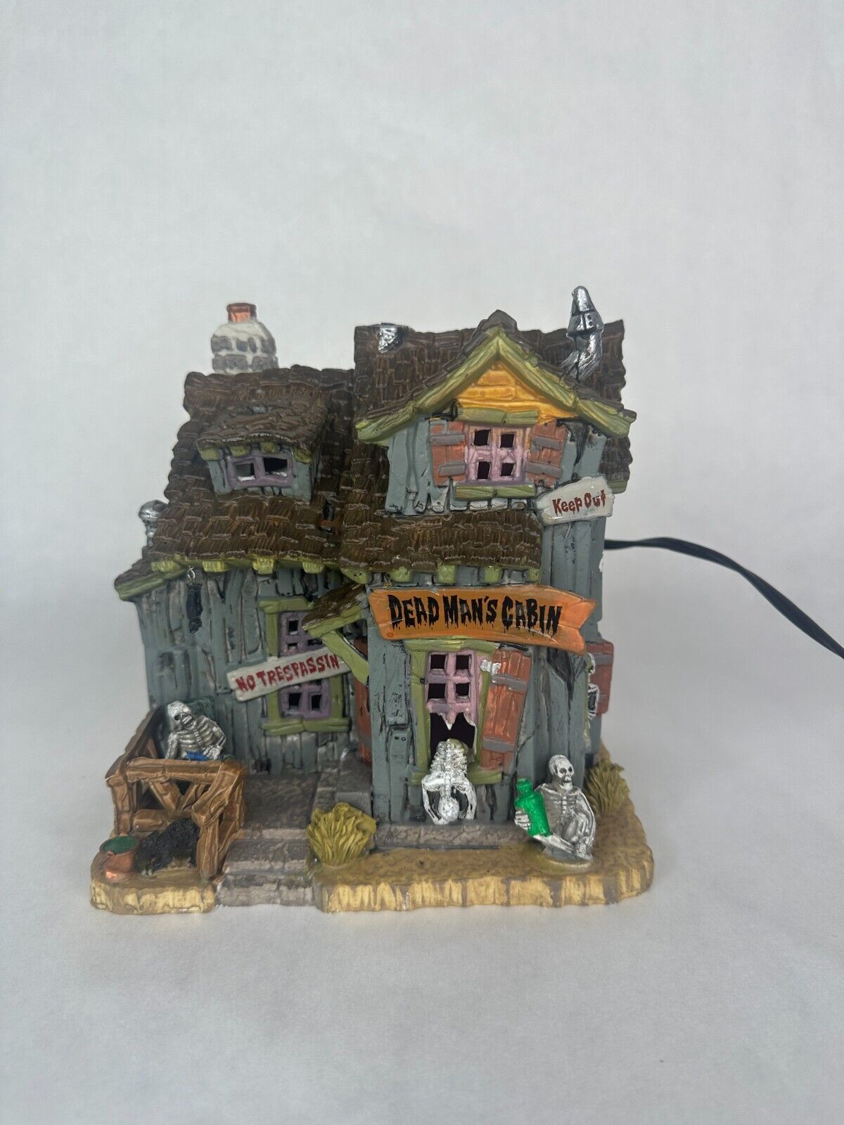 Halloween LEMAX RETIRED Dead Man\'s Cabin 45676 Spooky Town Collection 2014