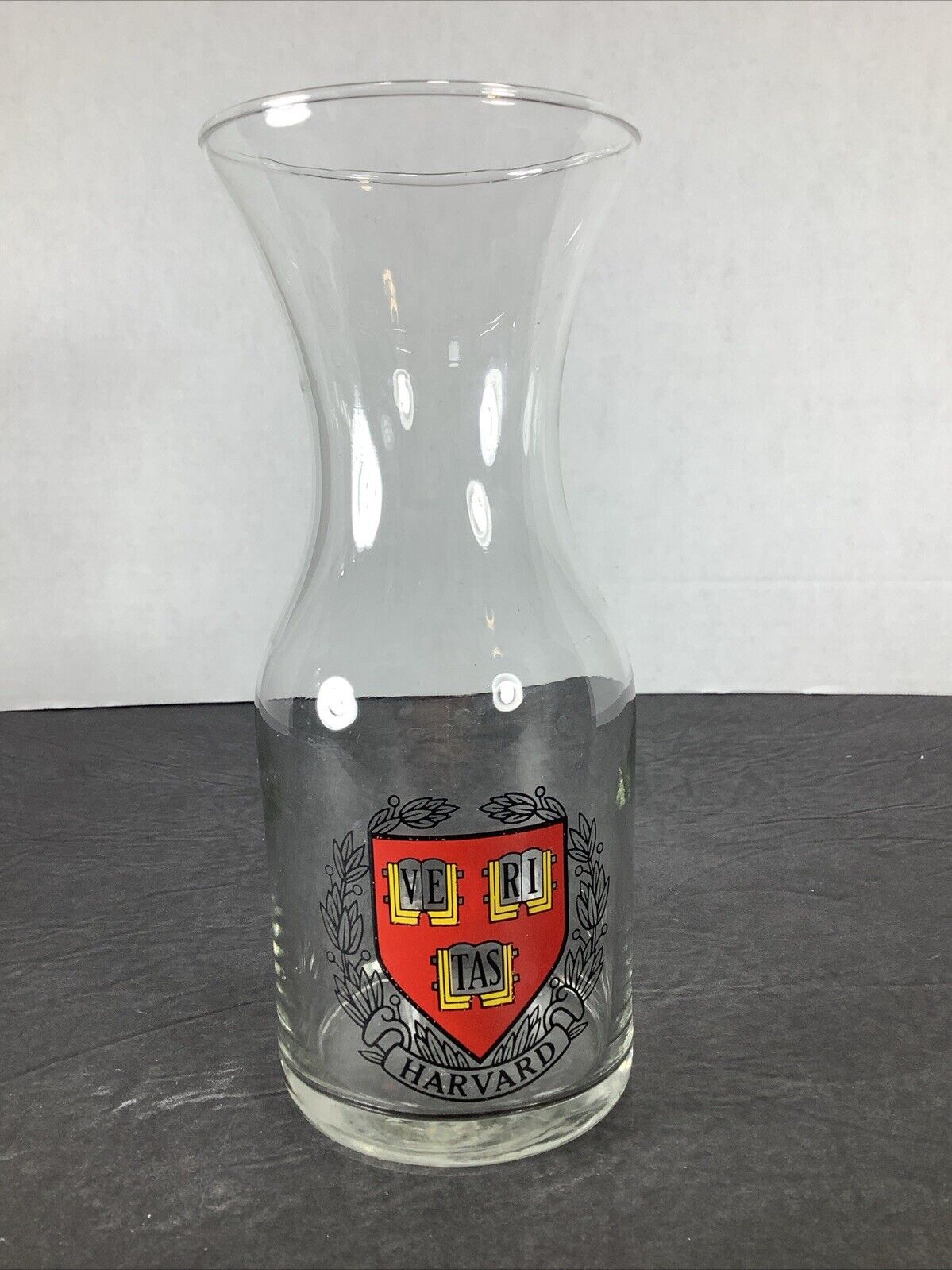 Harvard University®️ 20oz Open Glass Carafe By Libbey®️