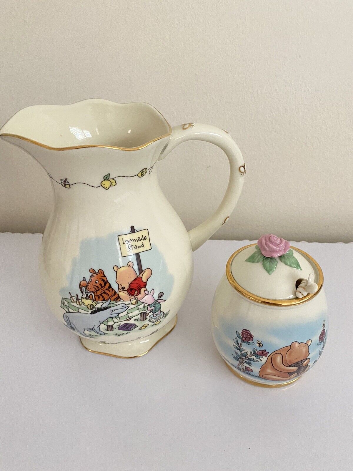 Lenox Disney Winnie the Pooh 24kt gold Porcelain Pitcher & Honey Jar