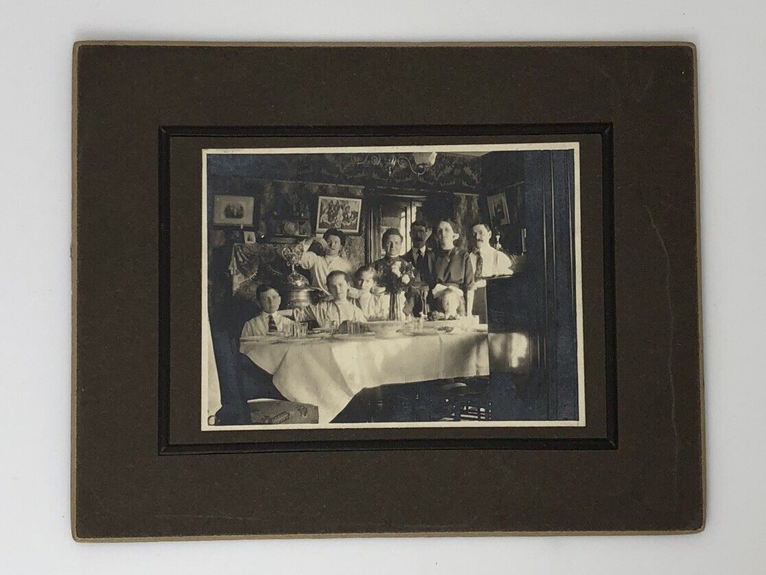 Antique Cabinet Card Photo Vtg Family Dinner Mounted Photograph 4x5”