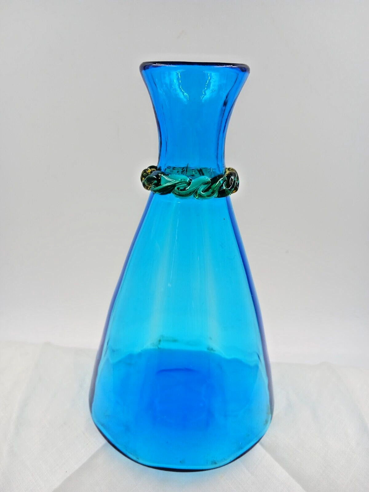 Vintage Hand Blown Art Glass Bud Vase Blue Optic Applied Green Rigaree 7