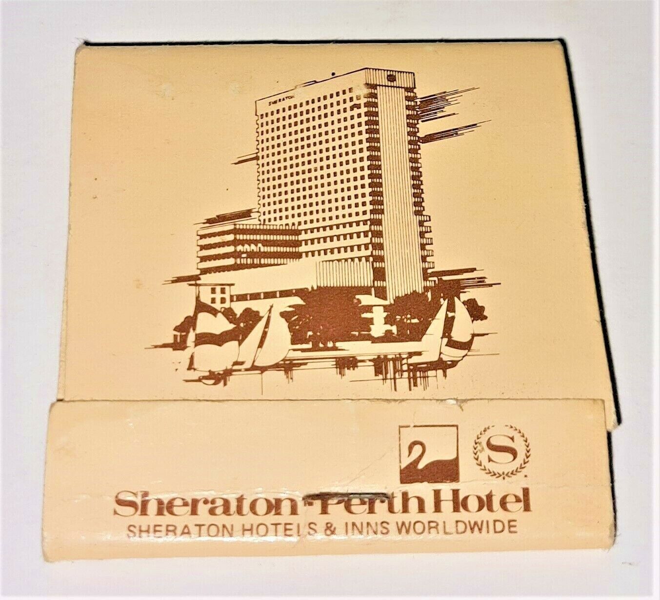 SHERATON PERTH HOTEL MATCHBOOK RARE (SHERATON HOTELS & INNS WORLDWIDE)