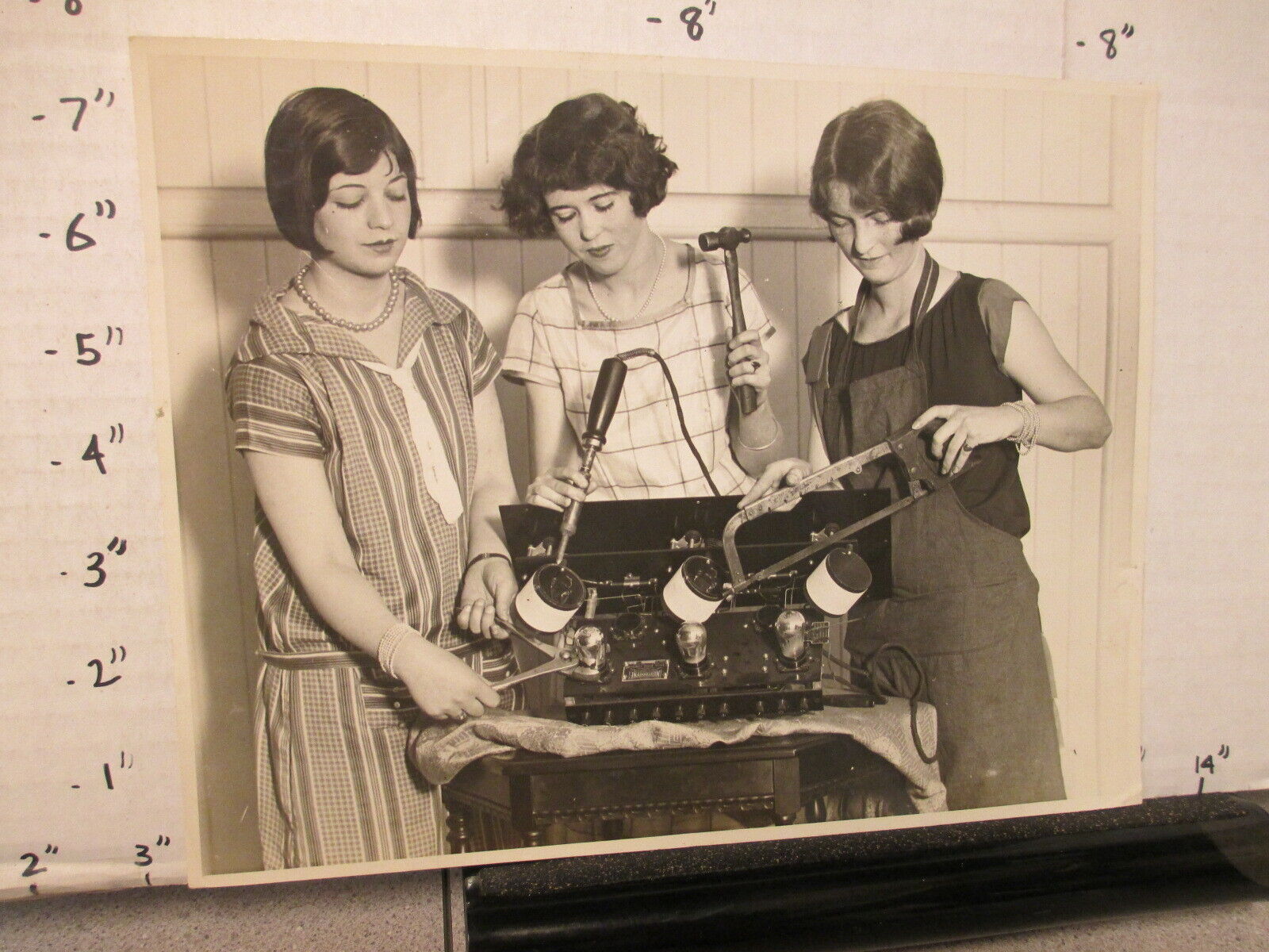 Radio industry show 1926 photo Mabel Sims Angela Dougherty Neutrodyne Eagle