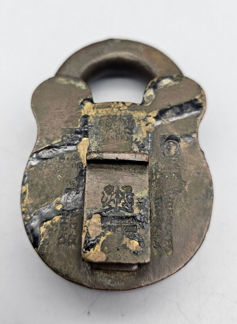  Vintage Brass Handcrafted Lion Engraved Money Quarder Unique Padlock