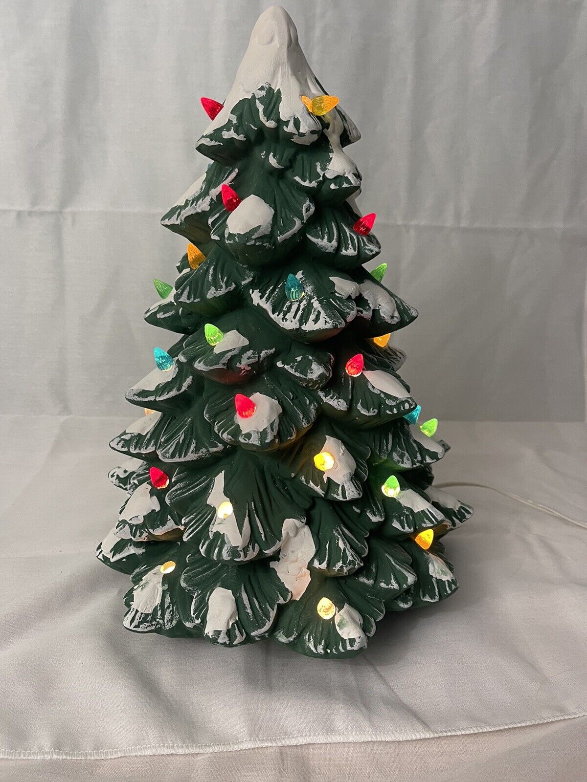 Trim-A-Home Vintage 14” CERAMIC CHRISTMAS TREE, LIGHT, Buy Before 19th Get In Ti