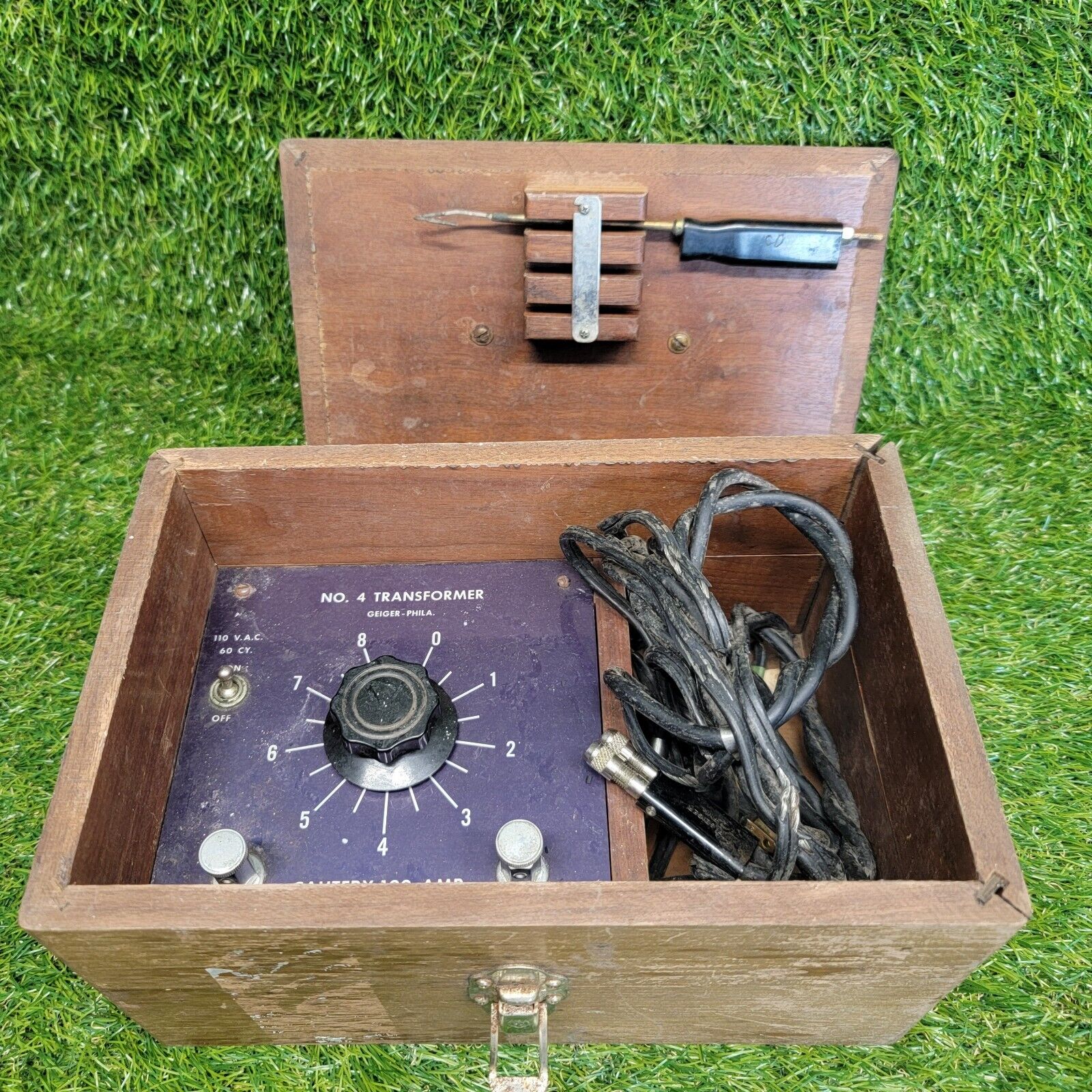 Electro Surgical Cautery  FREDERICK GEIGER INC NO 4 110V  Vintage Medical Equip
